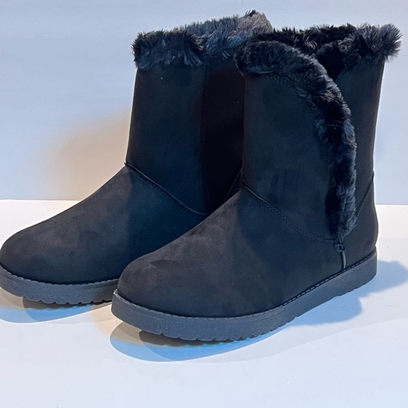 🆕 Black Suede Pullon Cozy Boots - size 8 - Picture 5 of 5